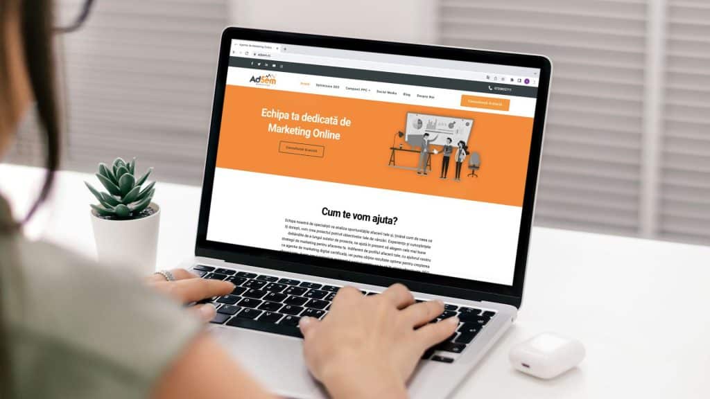 clienți reclame comunicare business strategii multiple